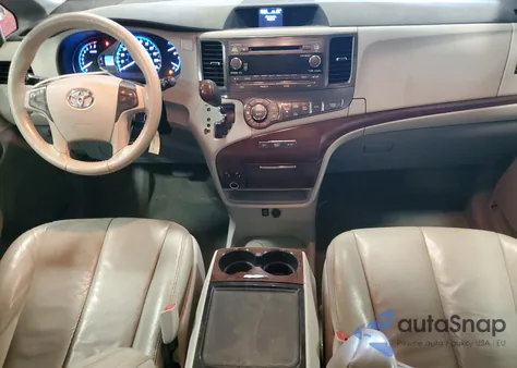 2012 Toyota Sienna Xle from USA, damaged, VIN 5TDYK3DCXCS209461